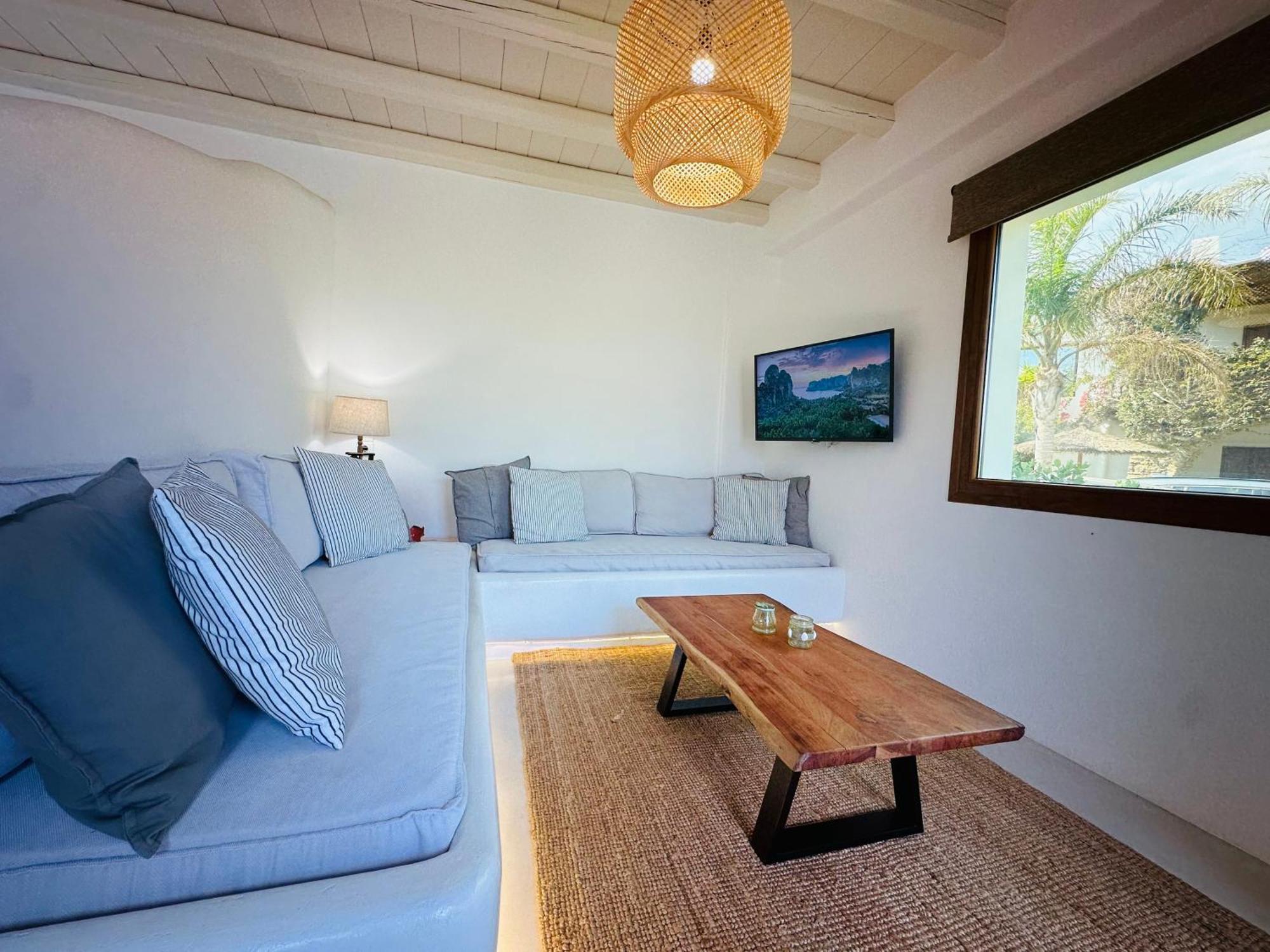Divers House Agrari  Bagian luar foto