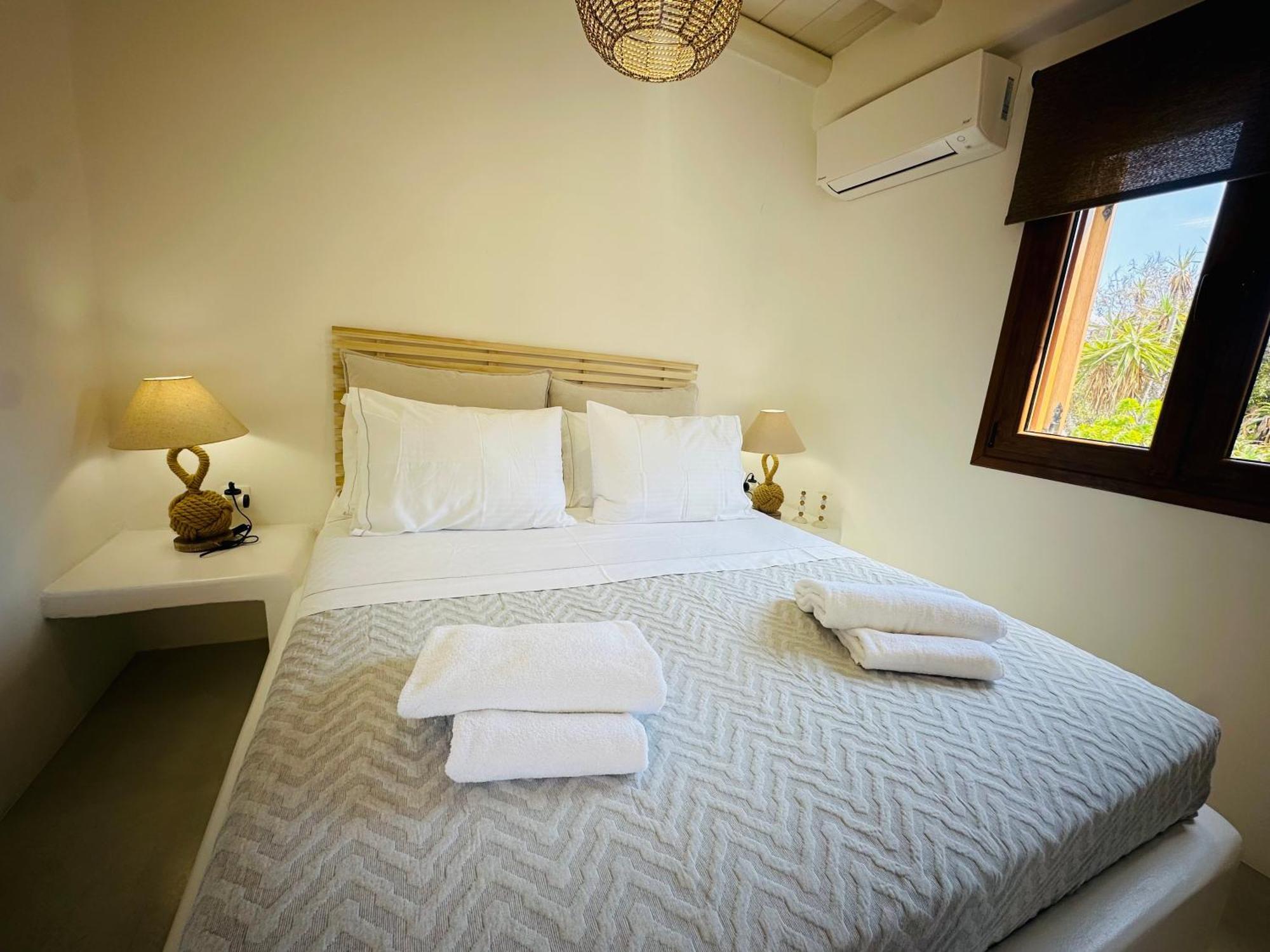 Divers House Agrari  Bagian luar foto